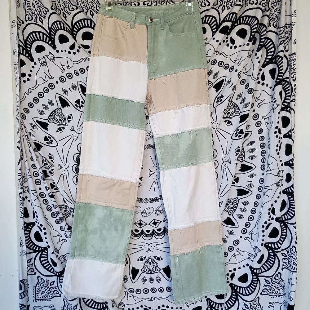 Frayed Patchwork‎ Straight Leg Jeans